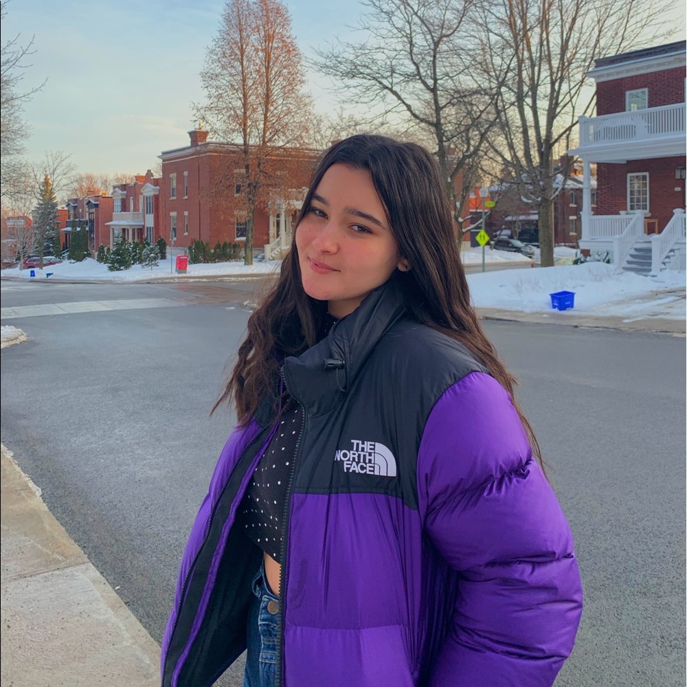 Meet your Posher, Samia